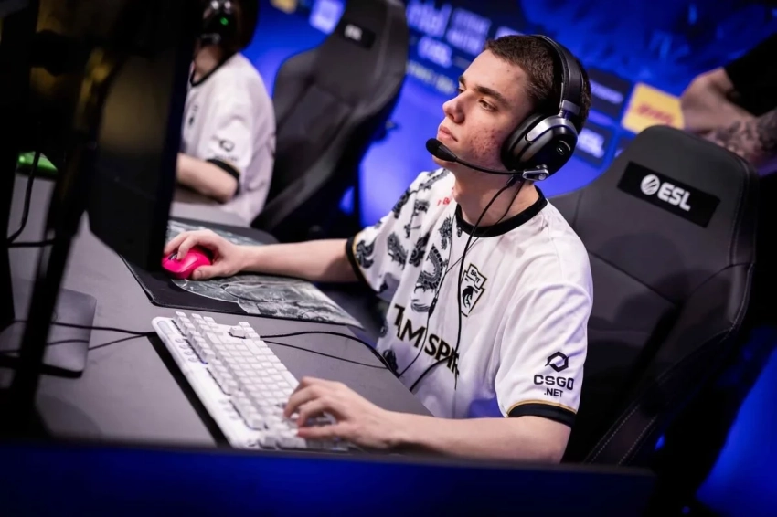 Райз усомнился в причинах ухода zont1x из Team Spirit по Counter-Strike 2